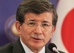 Davos'ta Davutoğlu İle Zarif Atıştı