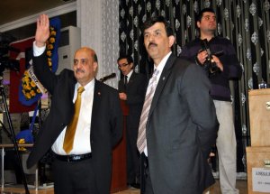Kahvehanecilerden Gergin Seçim