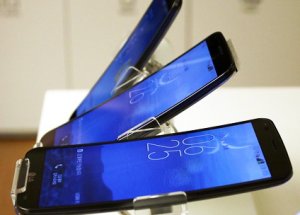 Telefon Ekranından Baloncuklar Çıkıyor