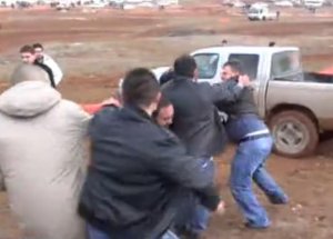 Off - Road Yarışlarında Çamur Kavgası