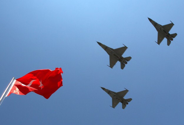 Suriye uçağına sınırda önleme