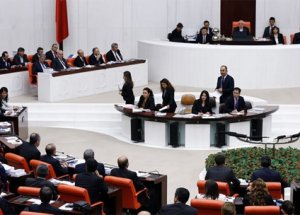 Meclis'te Tansiyon Yükseldi