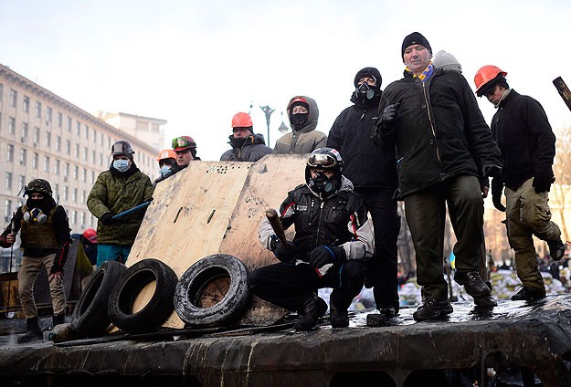 Ukrayna'da hükümet karşıtı gösteriler sürüyor