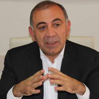 Tekin'den Çarpıcı Sarıgül Açıklaması