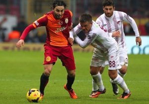 Aslan Elazığ'ı Rahat Geçti