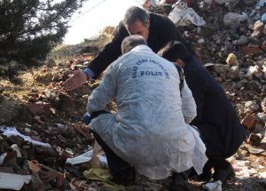 Çöplükte Soğuktan Ölen Bebeğin Annesi Tutuklandı