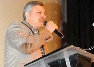 AK Partili Vekil Partisinden İstifa Etti