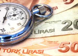 Bankalar Emeklinin Maaşına Göz Dikti