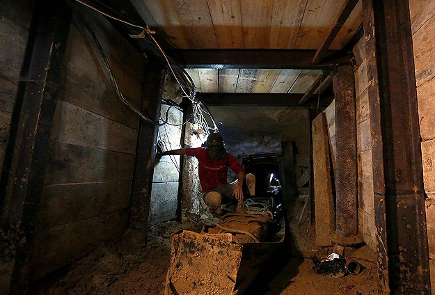 Mısır-Gazze sınırındaki tünel can aldı