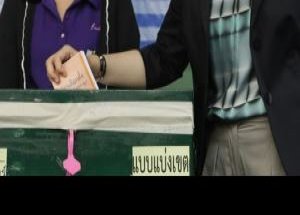 Başbakan Yanlış Sandığa Oy Attı