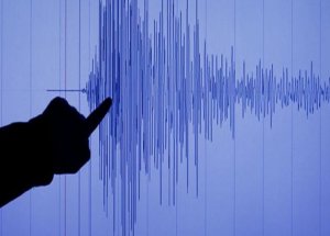 Hakkari'de Arka Arkaya İki Deprem!