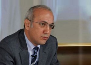 Bakan'dan İnternet Açıklaması