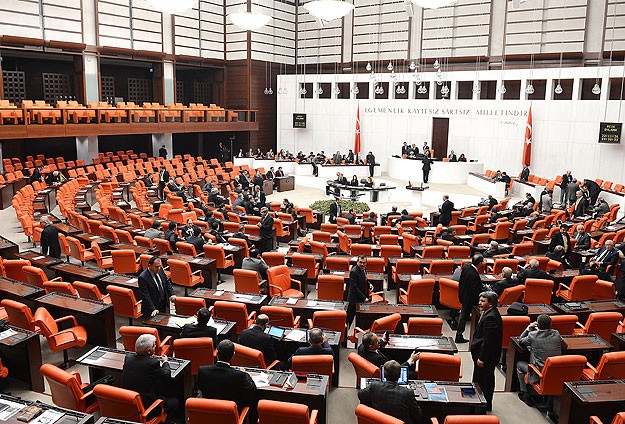 "Torba tasarı" Yasalaştı