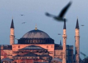 Sarıgül'ün Büyük Tepki Çeken Ayafosya Afişi