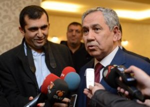 Arınç Gazetecileri Tek Tek Fırçaladı