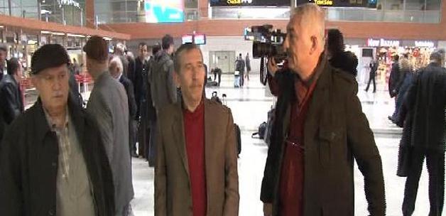 Alevi dedeleri Umre'ye gitti