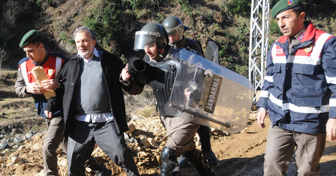 Arbede çıktı