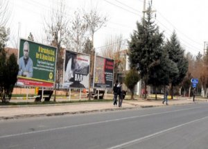 Diyarbakır'da Öcalan Afişleri