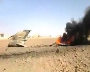 Cezayir'de askeri uçak düştü: 103 ölü