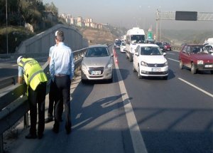 Emniyet Şeridini Kullananlara Ceza Yağdı