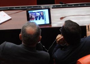 Cübbeli'yi Seyreden Vekiller Kim?