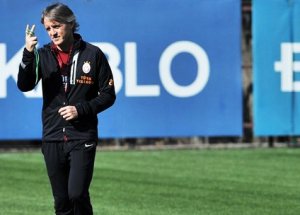 Mancini'den İdmanda Kopartan Espri!