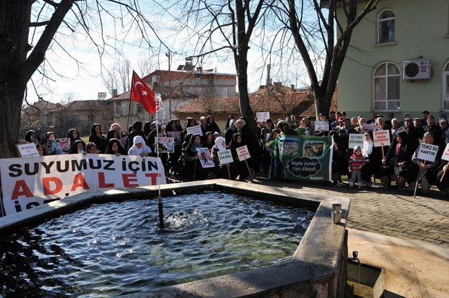 O Karara Tepki Gösteren Teyzeler Ayaklandı!