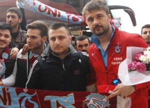 Taraftarlardan Kaptan Onur'a Mektup