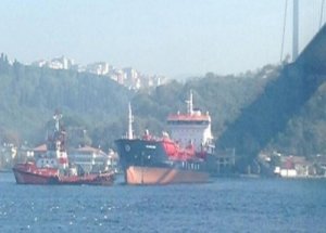 İstanbul Boğazı, Gemi Trafiğine Kapatıldı