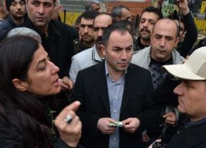 BDP'li kadın vekil Polise Saldırdı!