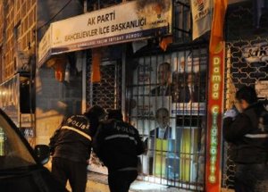 Ak Parti Seçim Bürosuna Molotoflu Saldırı