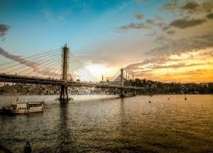 Metro Köprüsüne Zaman'dan Eleştiri