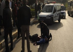 Bağcılar'da Otobüs Durağında Dehşet