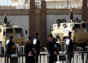 Mısır'da Hükümet İstifa Etti!