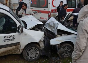 Kafa Kafaya Çarpıştılar