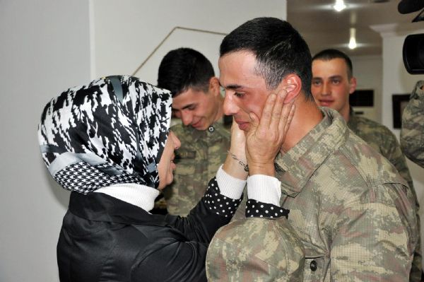 Genelkurmay'dan ağlatan sürpriz