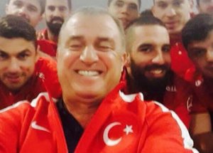 Bu Da 'Milli' Selfie!