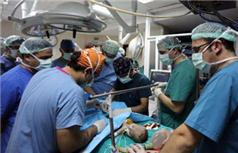Yeni doğan bebeğe kalp ameliyatı