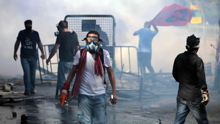 İki Hafta Sonra Sokakta Çatışmalar Başlayacak!