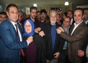 Ak Parti Bayraklı'dan Gövde Gösterisi