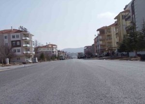 Korkuteli’nde Asfalt Çalışmaları Devam Ediyor
