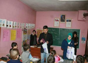 Köy Okullarına Yardım Eli Uzatıldı