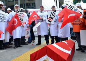 Emekli Astsubaylar Ölüm Orucu Başlattı