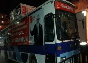 SP Seçim Aracına Saldırı: 2 Yaralı