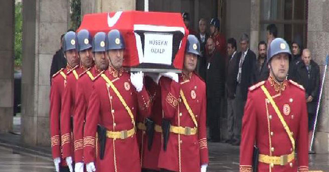 Eski bakan vefat etti