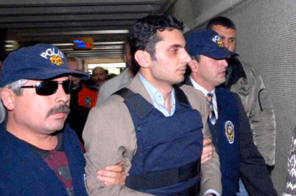 Ergenekon'da art arda dört bomba tahliye