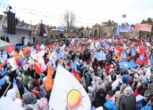 Başbakan Sevgisi Engel Tanımadı!