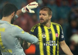 Volkan'dan 'Küfür' İddiası
