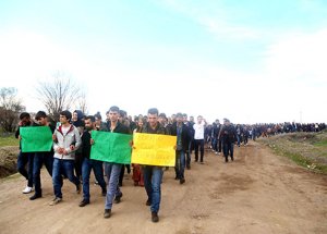 Paralelciler Tahrik Ediyor