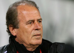 Mustafa Denizli istifa etti